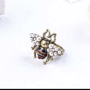 The Great Bee Ring